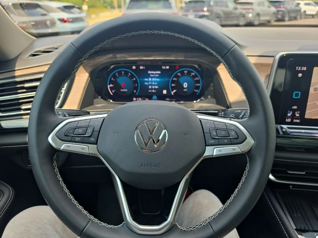 2026 Volkswagen Atlas SEL - Photo 17
