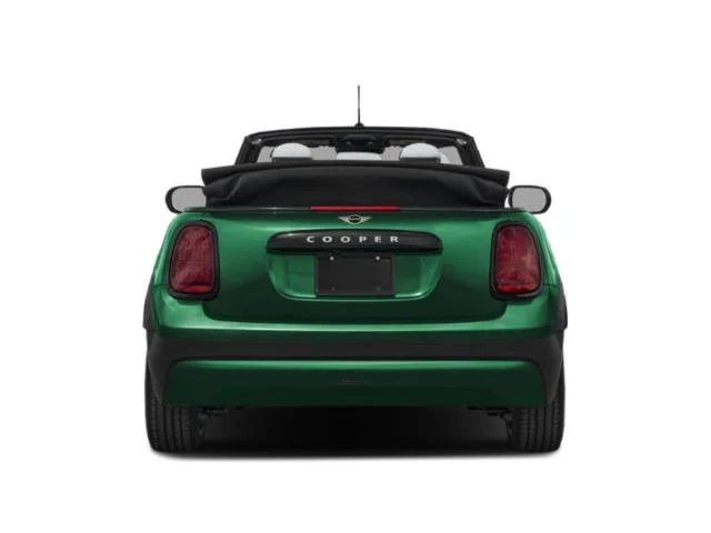 New 2026 White Metallic MINI Iconic image 5