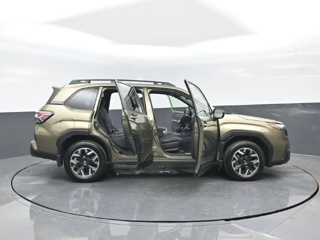 Certified Used 2025 Autumn Green Metallic Subaru Premium image 29