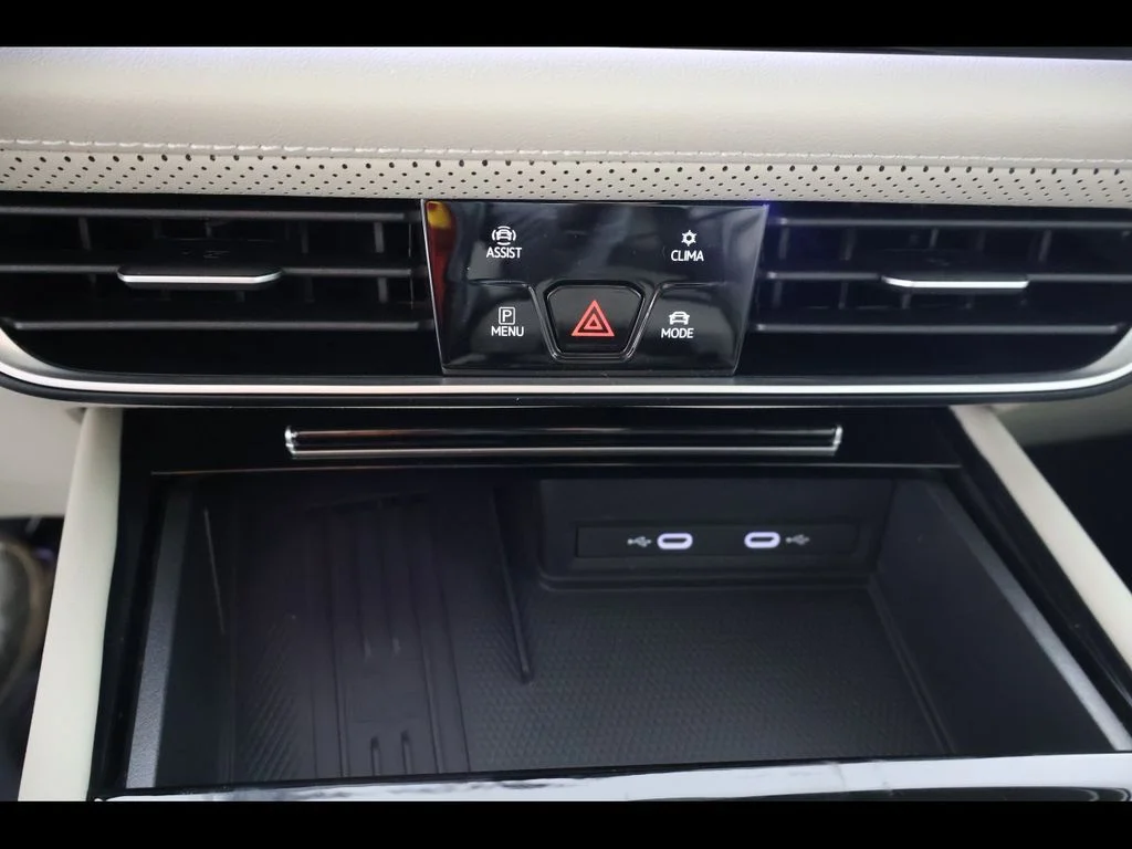 New 2026 White/off-white Volkswagen 2.0T SEL Premium R-Line image 18