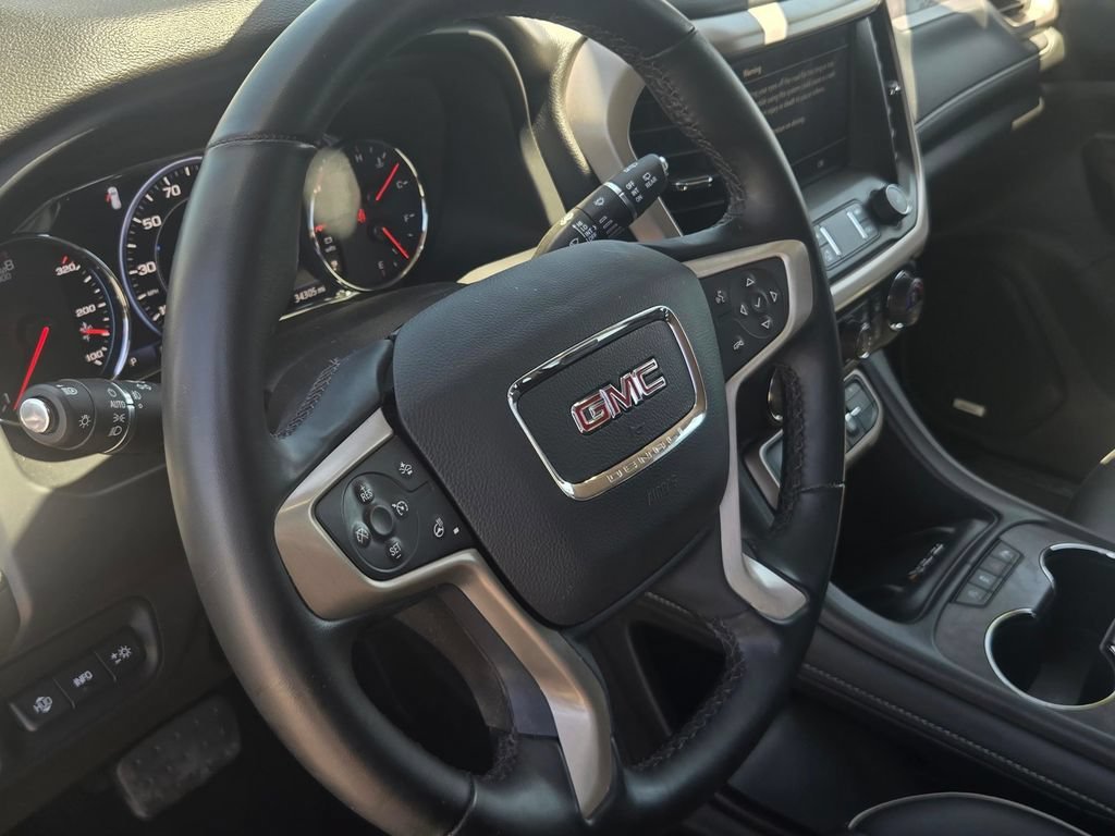 2023 GMC Acadia Denali - Photo 16