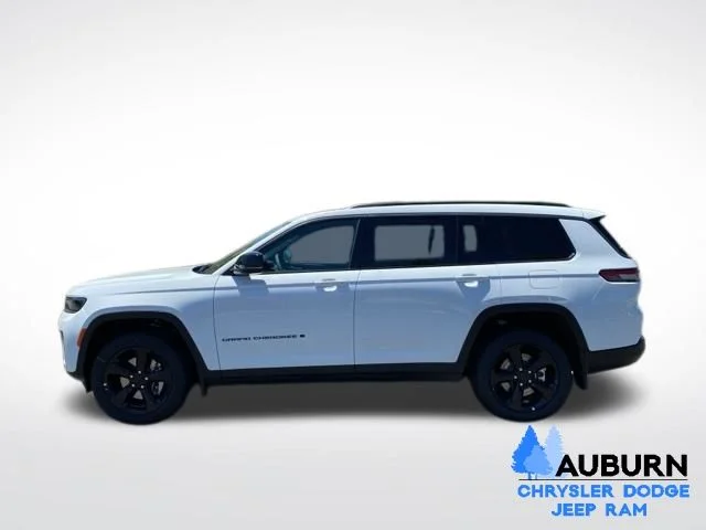 New 2026 Bright White Clear-Coat Exterior Paint Jeep Limited image 4