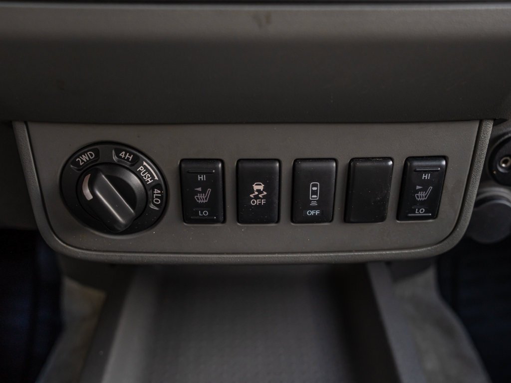 Used 2018 Lava Red Nissan SV image 35