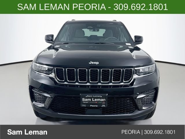 New 2027 High-Gloss Black Paint Jeep Laredo image 2