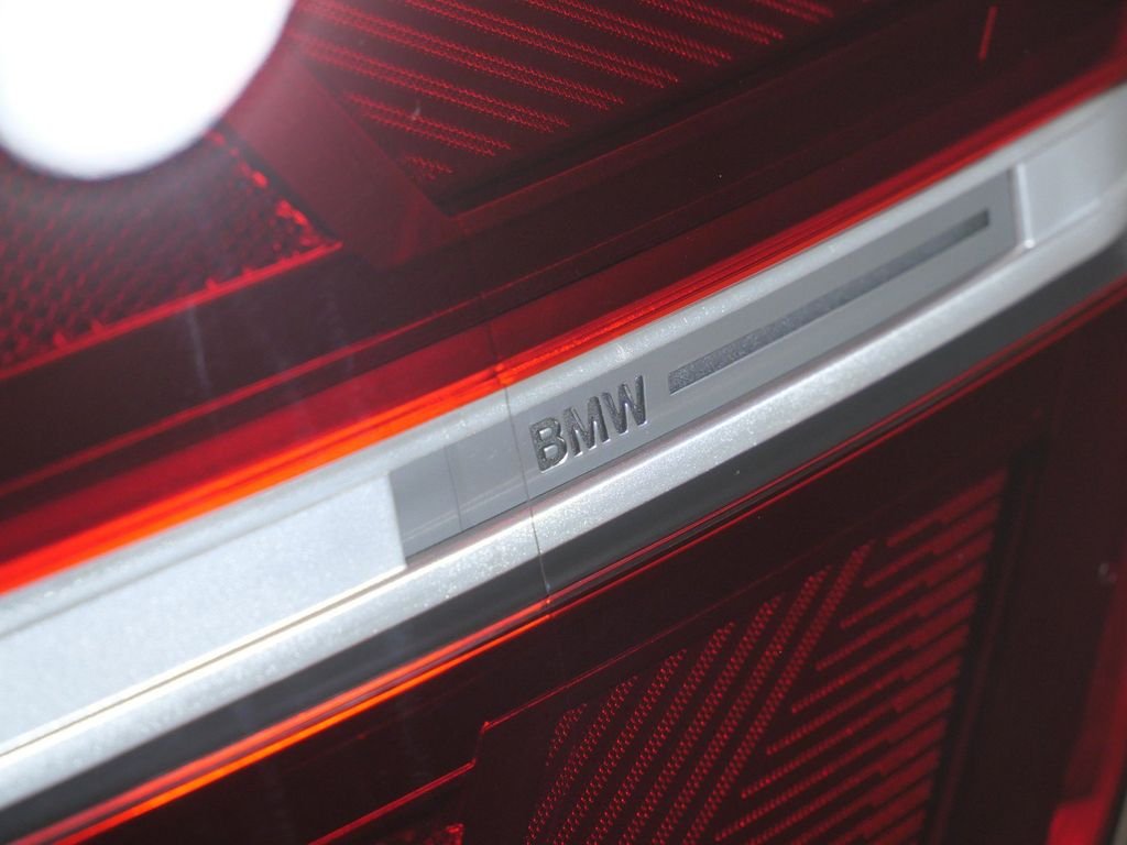 New 2026 Arctic Race Blue metallic BMW 30 xDrive image 19