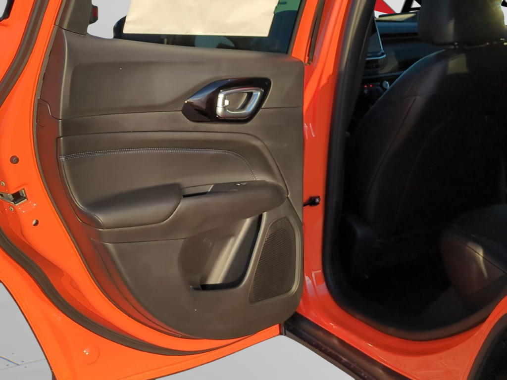 New 2026 Joose (DISC) Jeep Latitude image 26