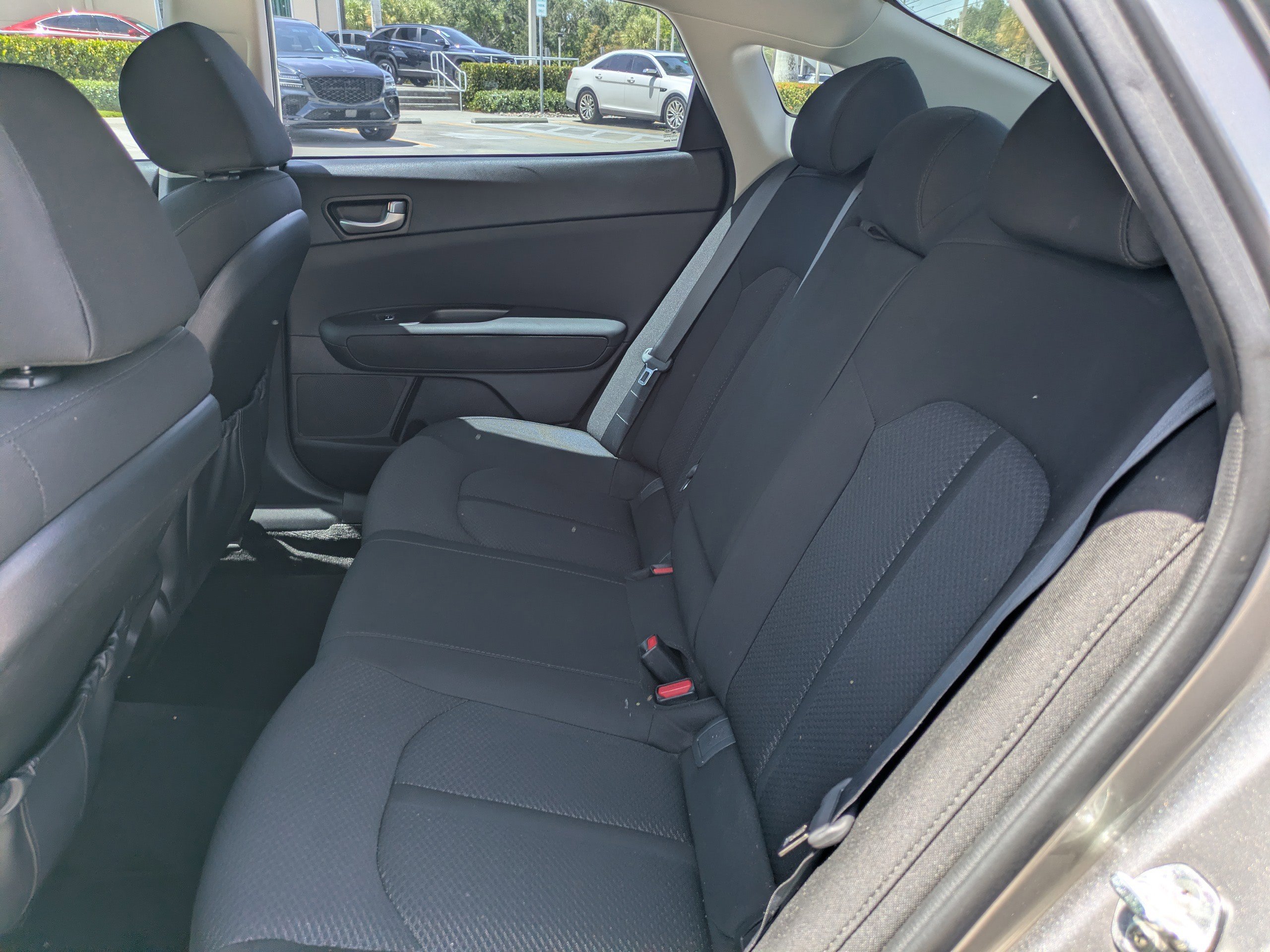 Used 2018 Titanium Silver Kia LX image 12