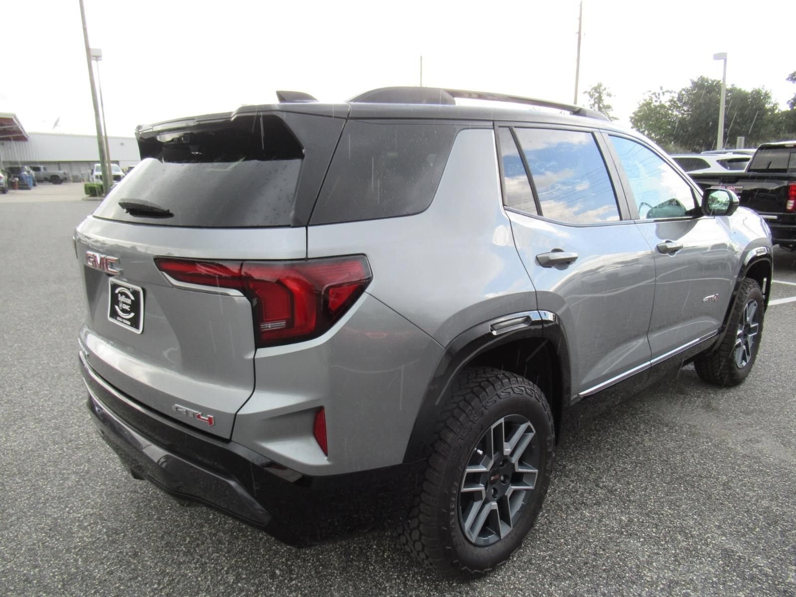 2027 GMC Terrain AT4 - Photo 7