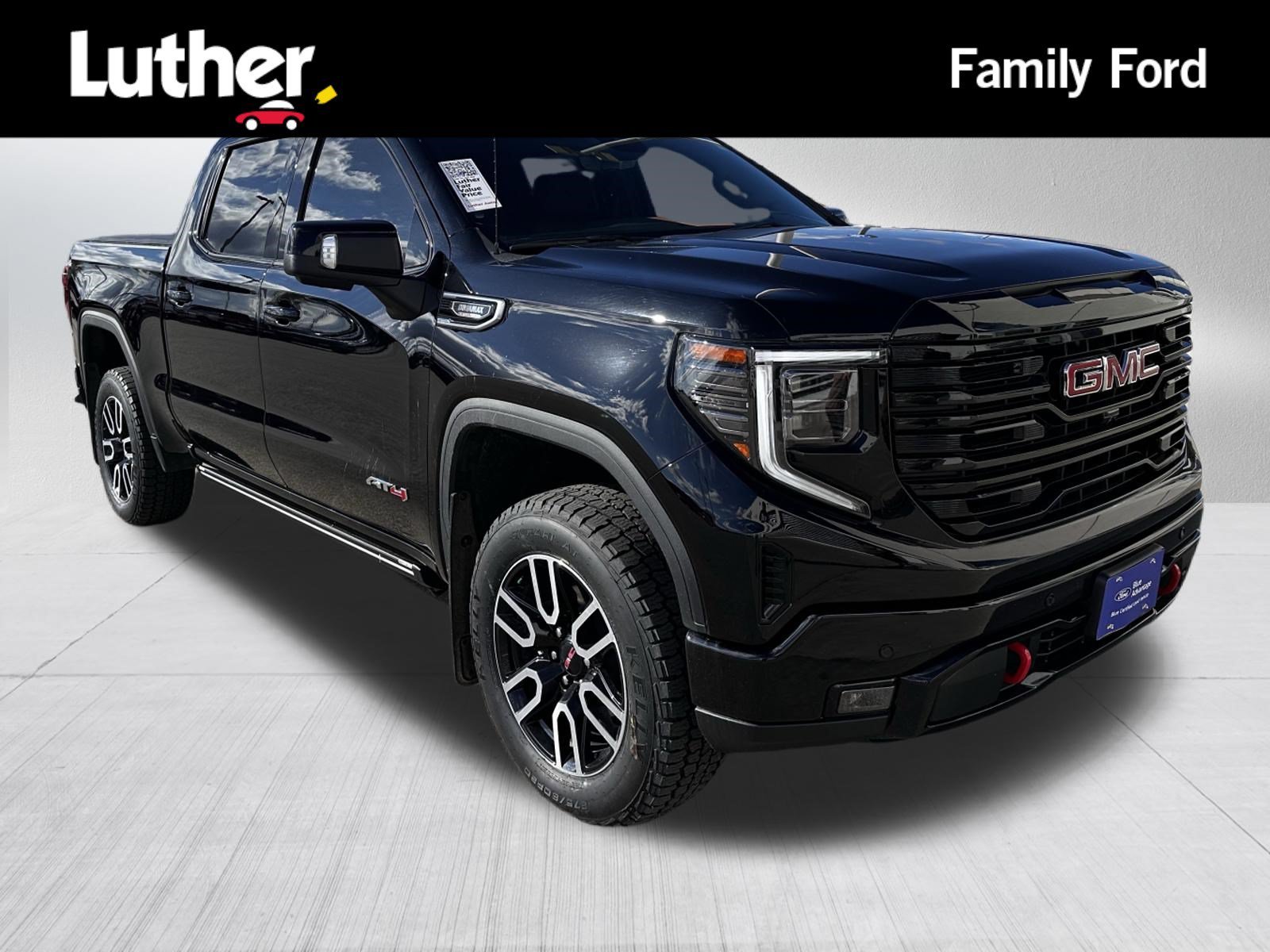 Certified Used 2026 Onyx Black GMC AT4 image 1