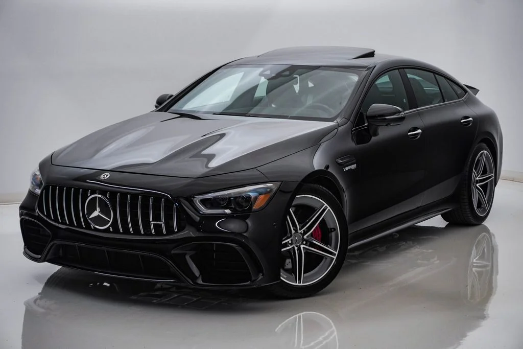 Used 2019 Obsidian Black Metallic Mercedes-Benz C4 image 3