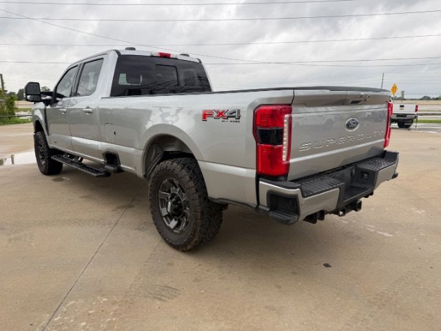 Used 2023 Silver Ford LARIAT image 3