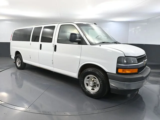 2017 Chevrolet Express 3500 LT