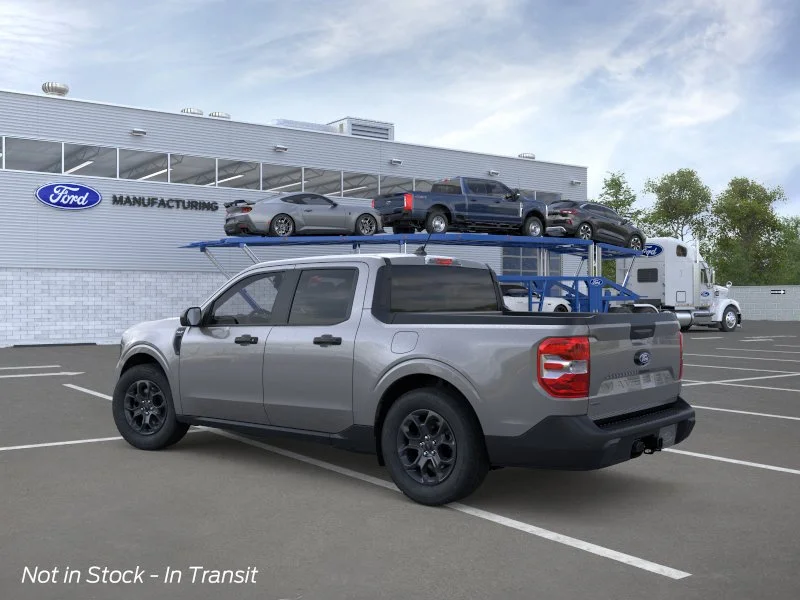 New 2026 Carbonized Gray Metallic Ford XLT image 4