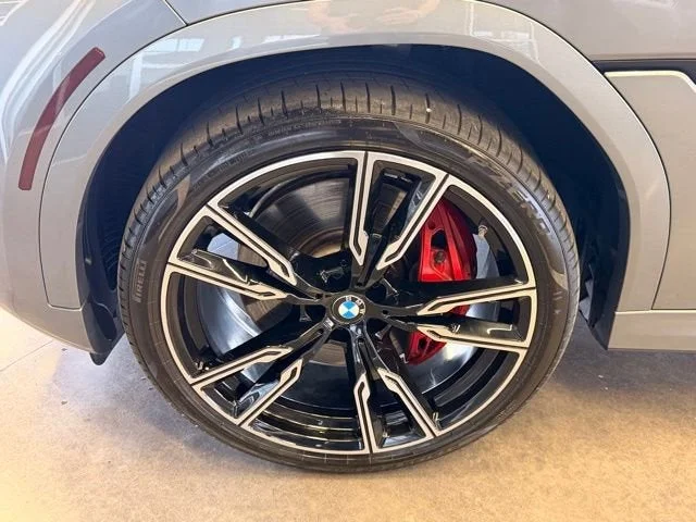 Used 2024 Skyscraper Gray Metallic BMW M60i image 28