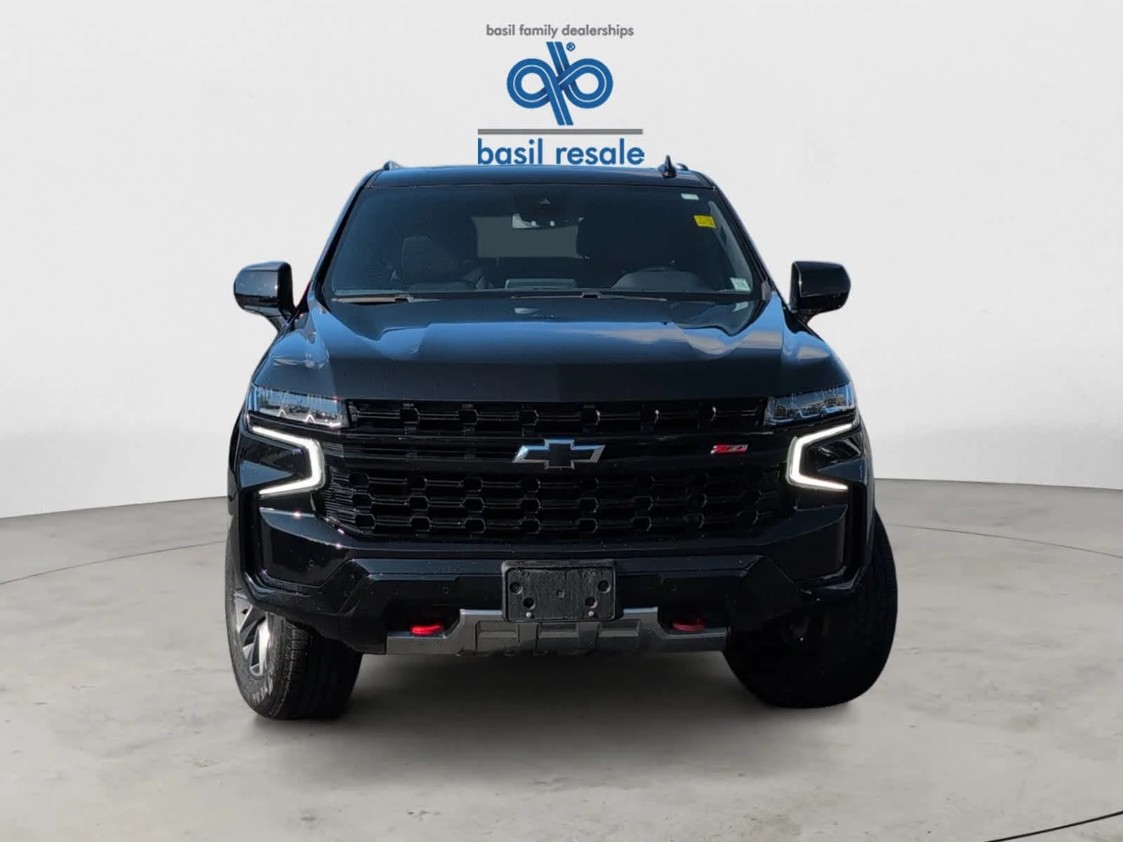 Used 2023 Black Chevrolet Z71 image 11