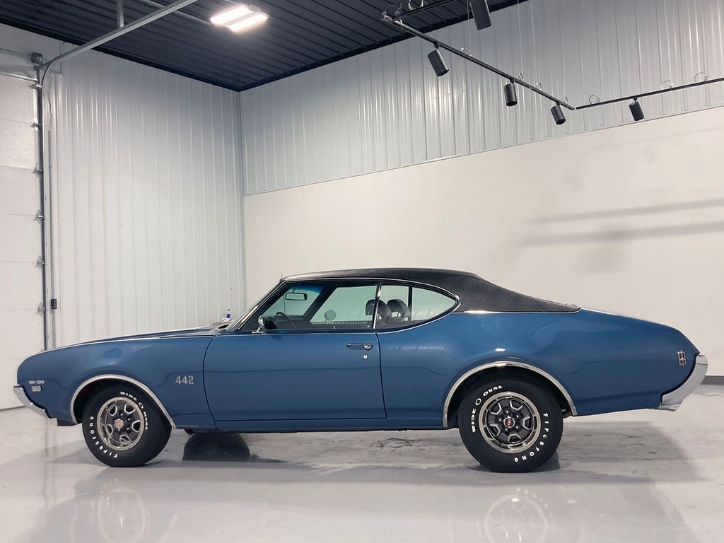 Used 1969  Oldsmobile  image 13