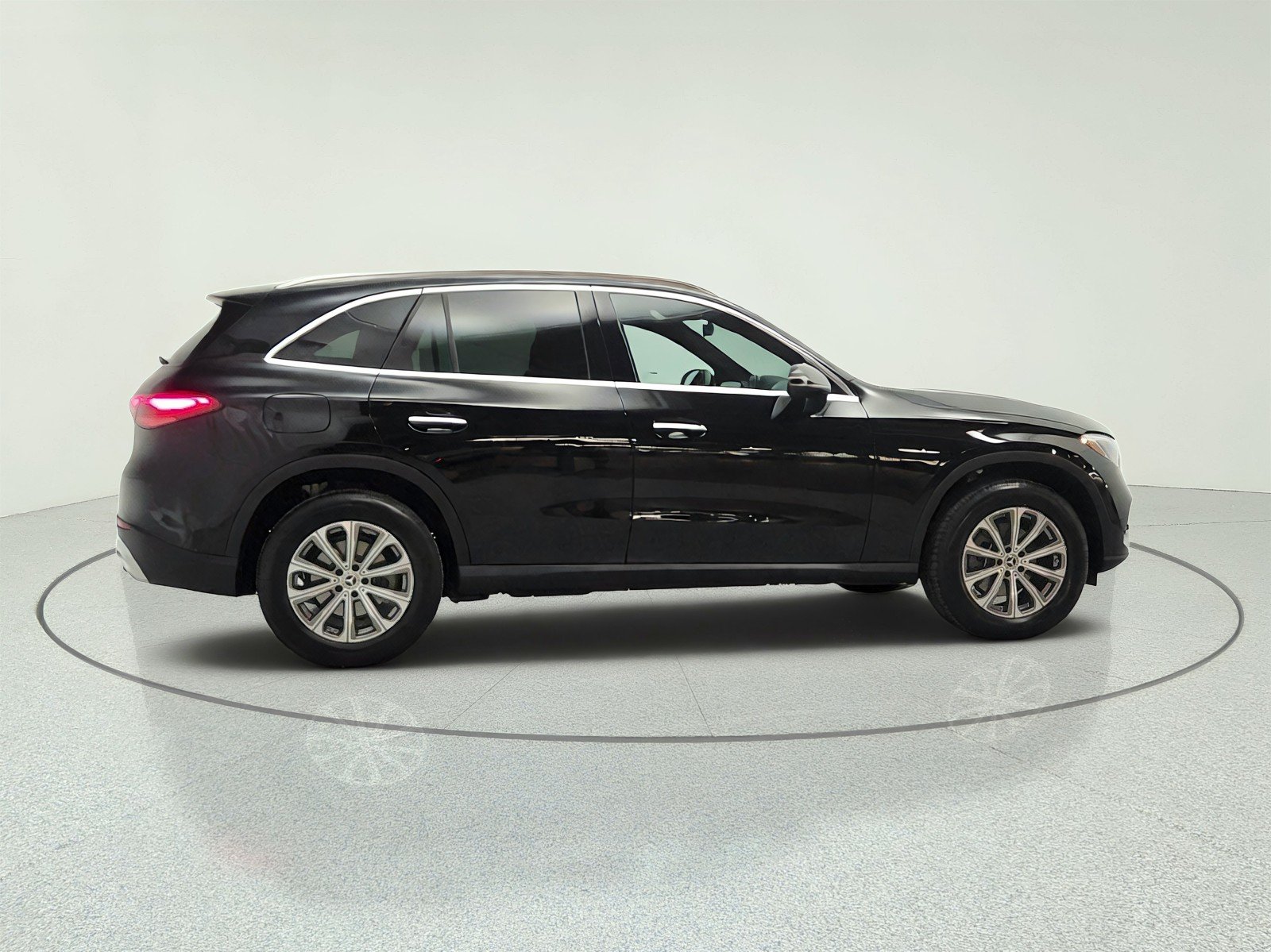 Certified Used 2026 Black Mercedes-Benz GLC 300 SUV image 4