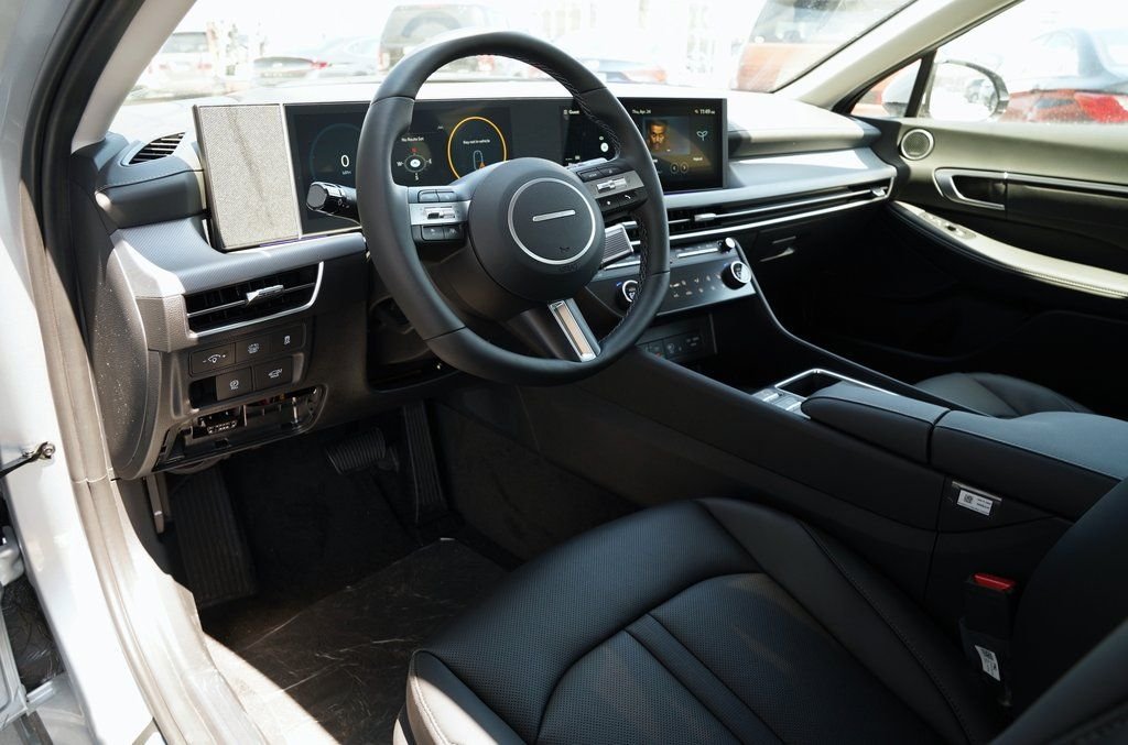 2025 Hyundai Sonata Hybrid Limited - Photo 42