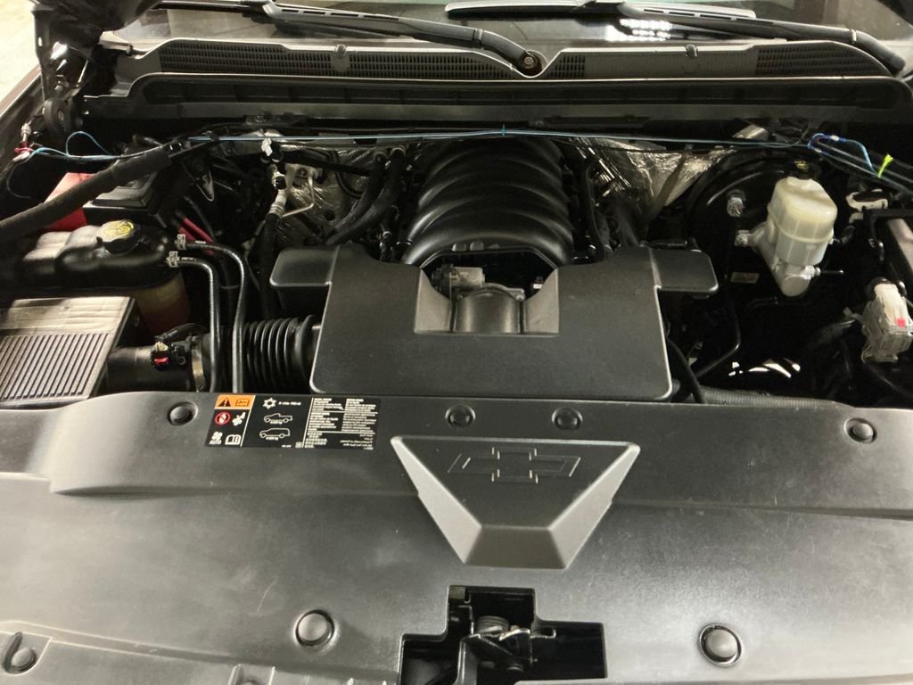 Used 2016 Gray Chevrolet LT image 3