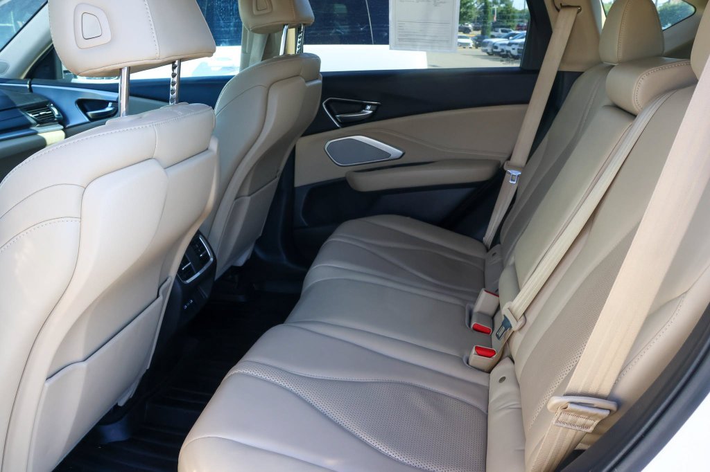 Used 2023 White Acura w/Technology Package image 15