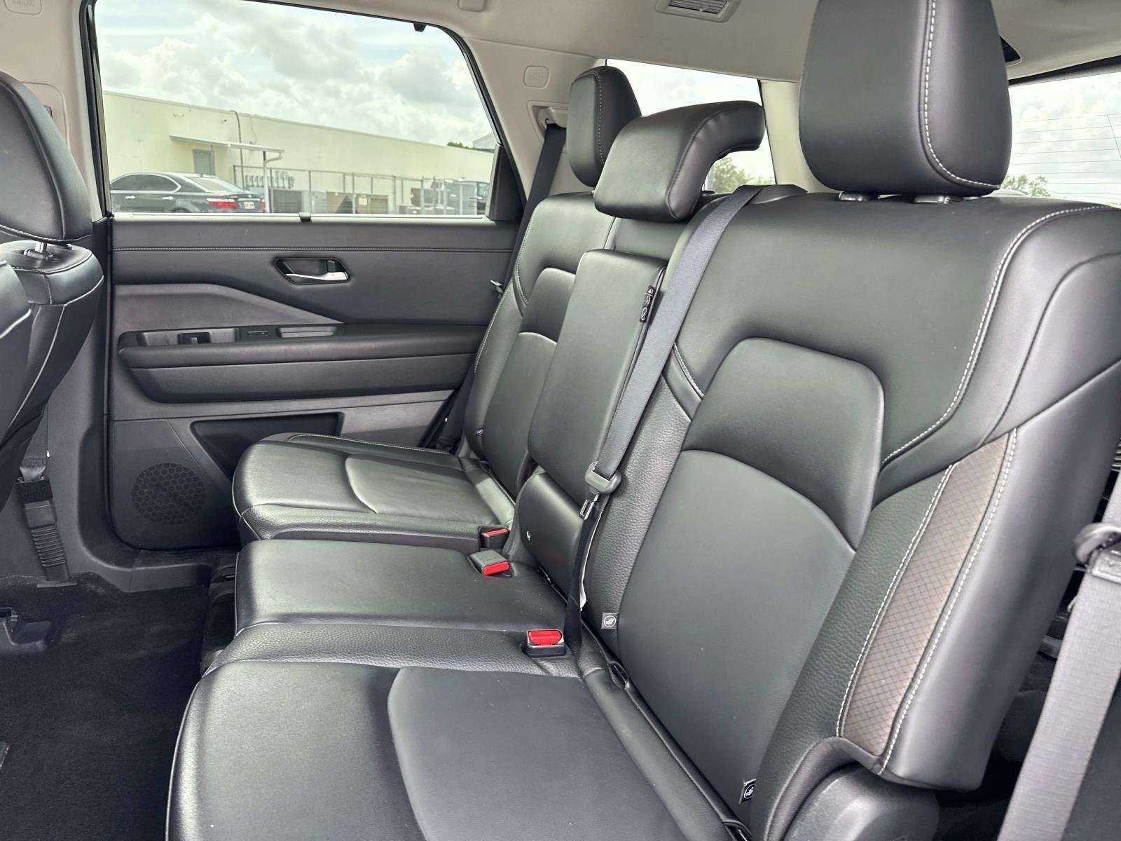 Used 2024 Super Black Nissan SL image 15