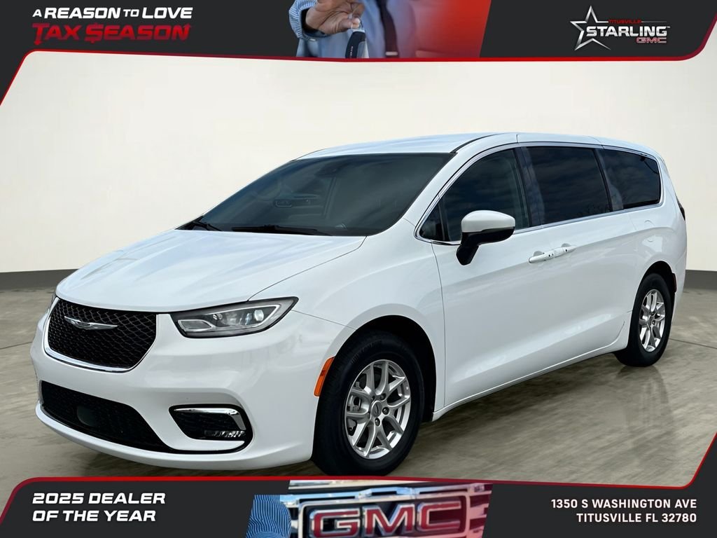 2023 Chrysler Pacifica Touring L