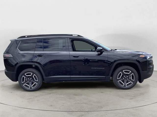 New 2026 Diamond Black Jeep LAREDO 4X4 image 7