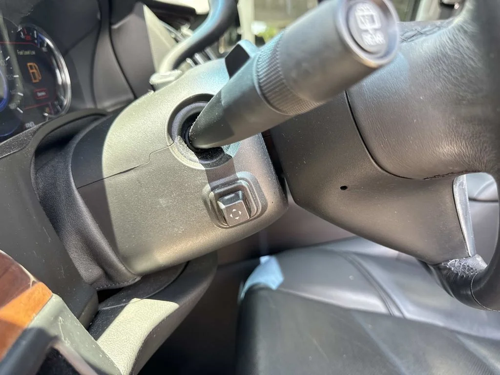 Used 2019 Gray Cadillac Luxury image 43