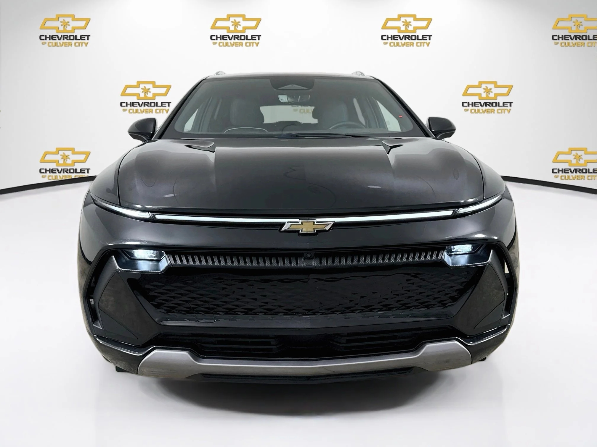 Used 2025 Black Chevrolet LT image 2