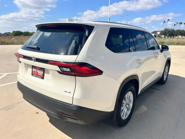 Used 2024 White Toyota XLE image 6