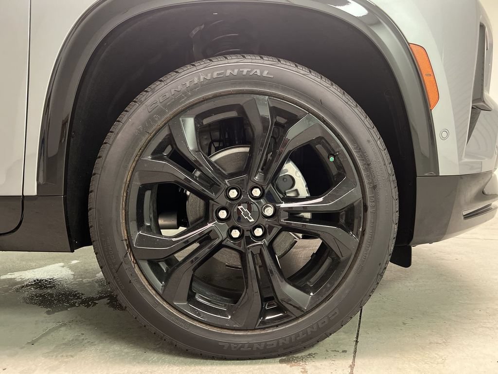 New 2027 Sterling Gray Metallic Chevrolet RS image 10