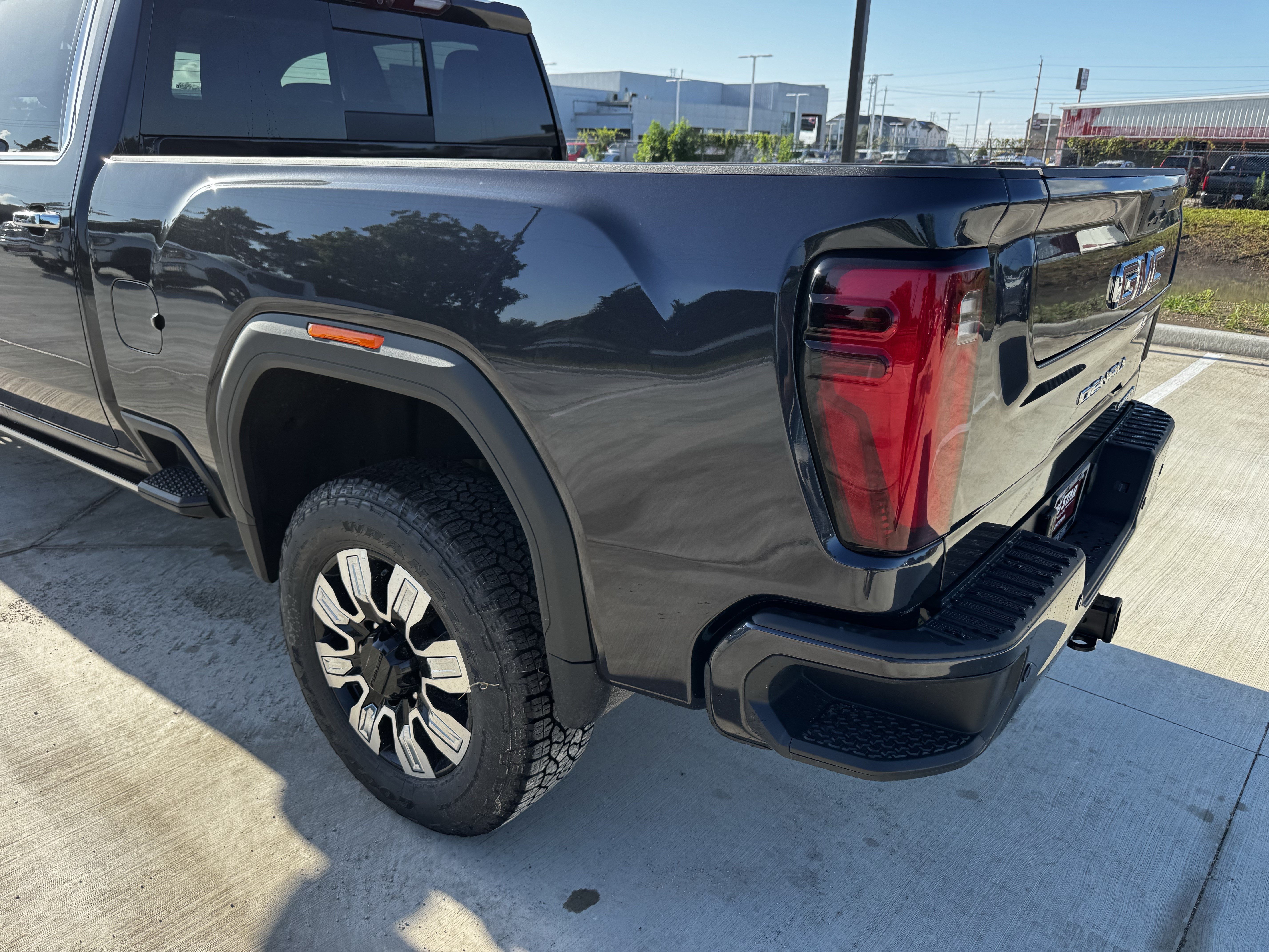 2026 GMC Sierra 2500HD Denali - Photo 7