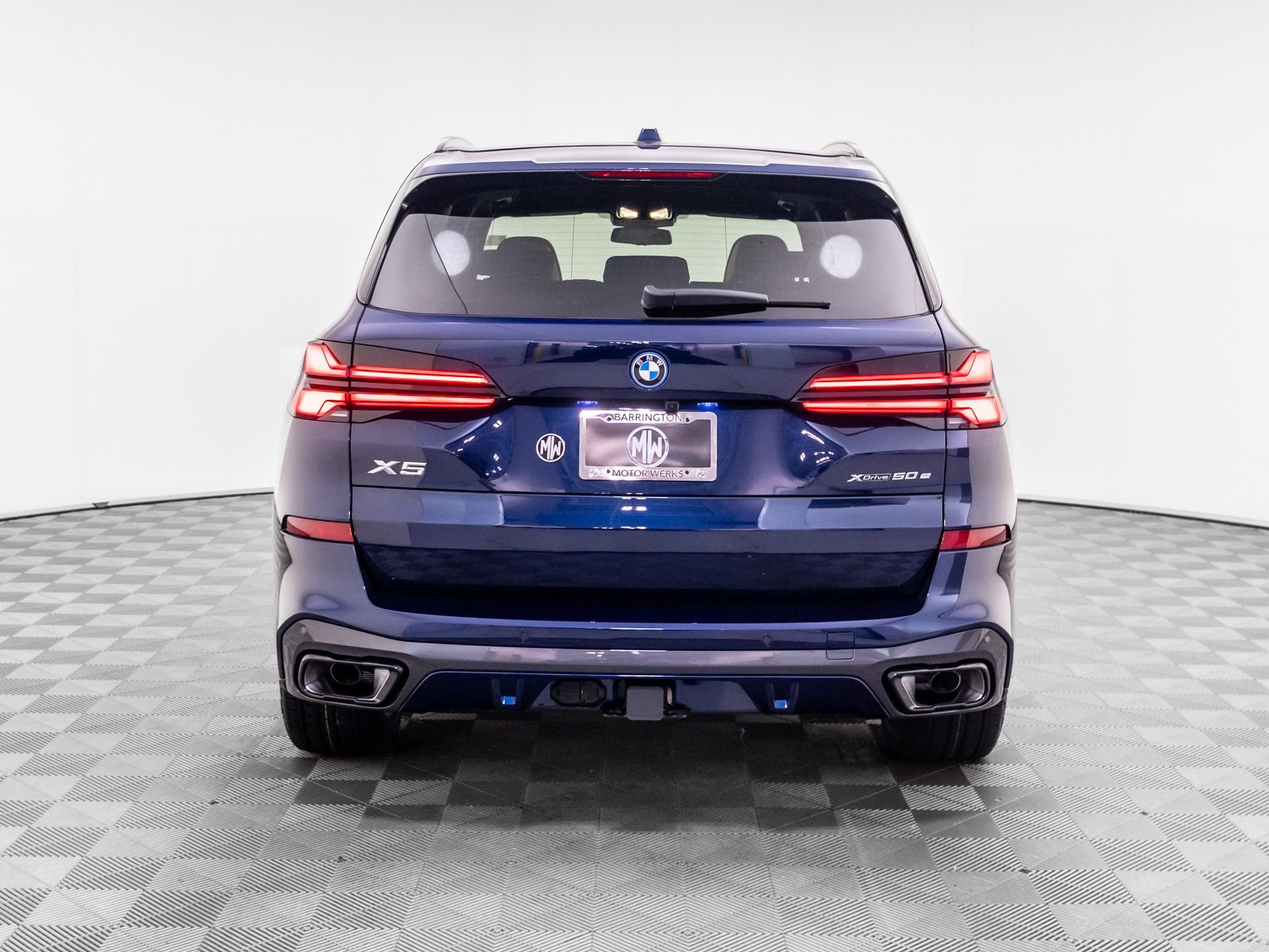 New 2026 Tanzanite Blue II Metallic BMW xDrive50e image 5