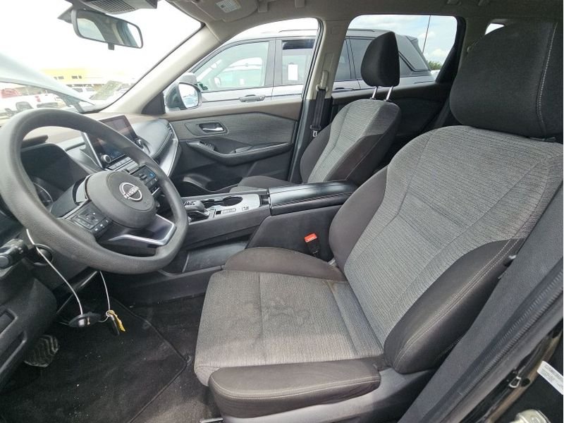 Used 2023 Super Black Nissan SV image 11