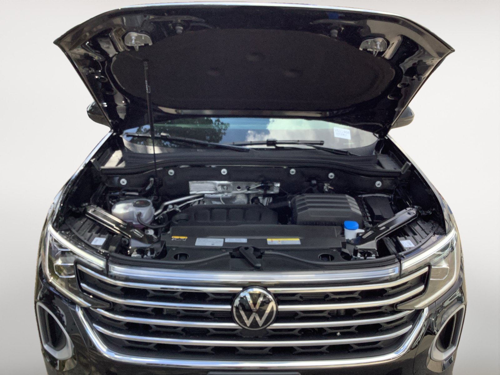 New 2026 Deep Black Pearl Volkswagen 2.0T SE image 11