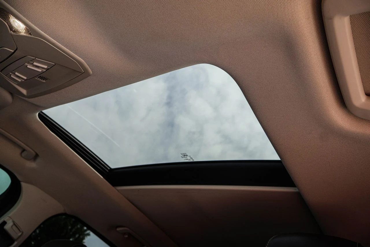 Used 2018 Magnetic Ford Titanium image 31