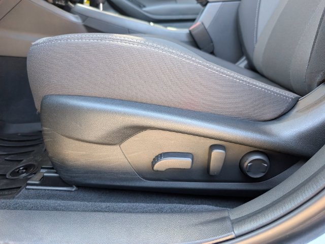Certified Used 2025 Gray Subaru Premium image 27