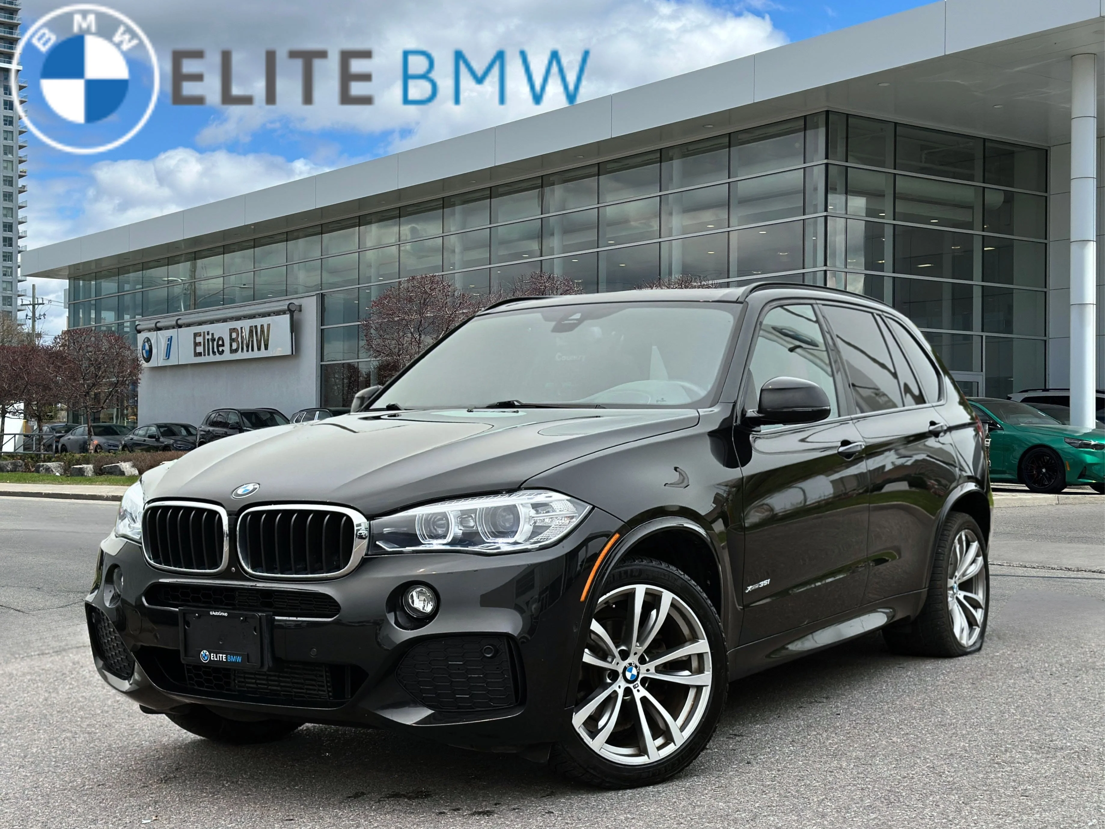 Used 2018  BMW UNKNOWN image 1
