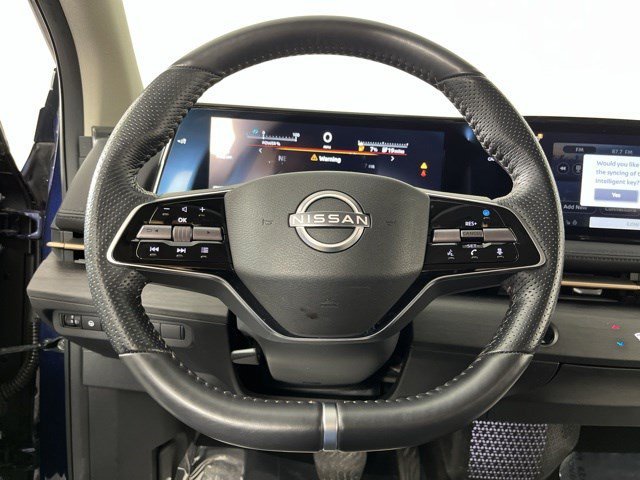 Used 2023 Deep Ocean Blue Pearl/Black Diamond Pearl Nissan ENGAGE image 16