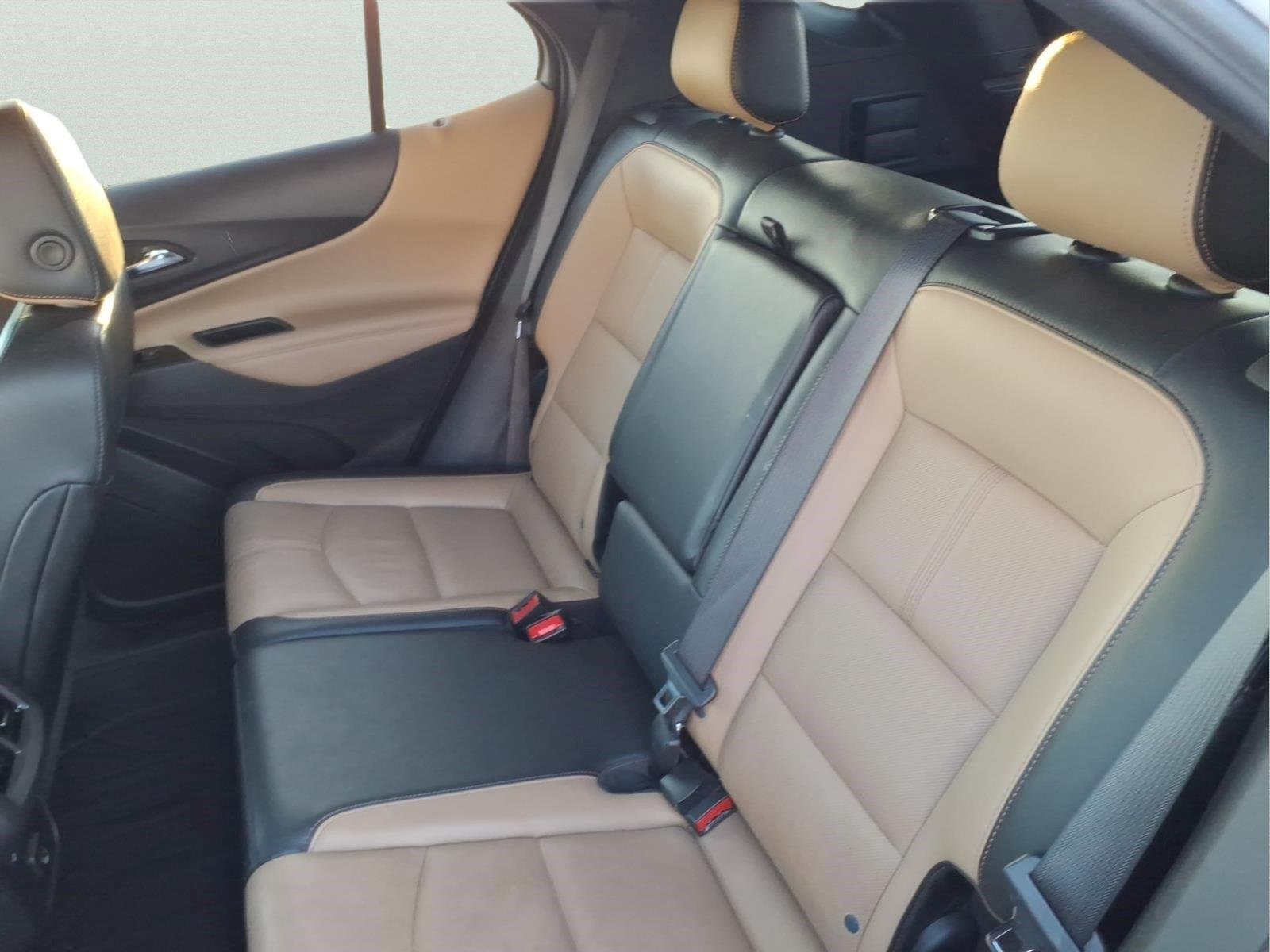 Used 2024 Iridescent Pearl Tricoat Chevrolet Premier image 12