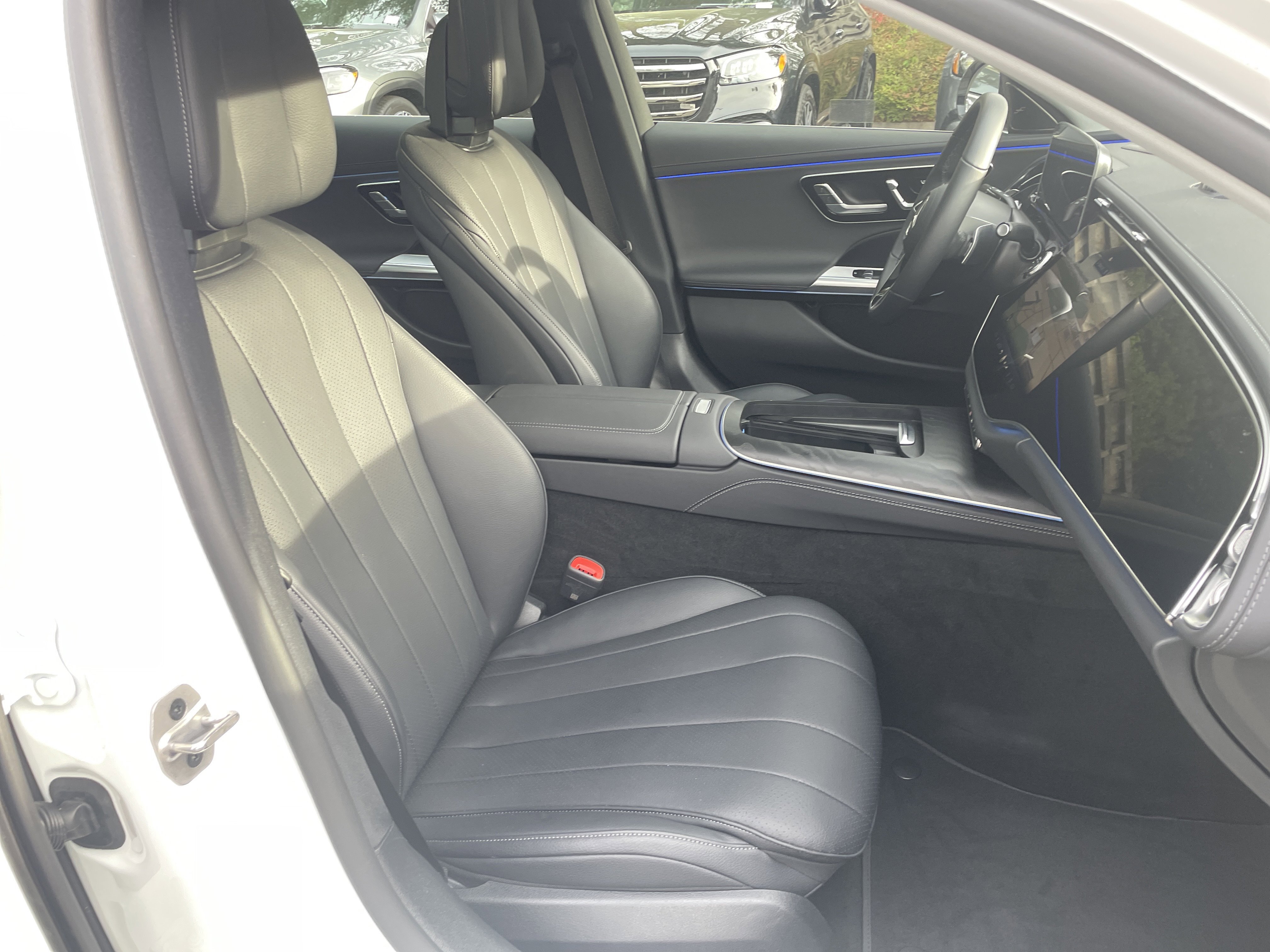 Certified Used 2025 Polar White Mercedes-Benz E 350 RWD Sedan image 51