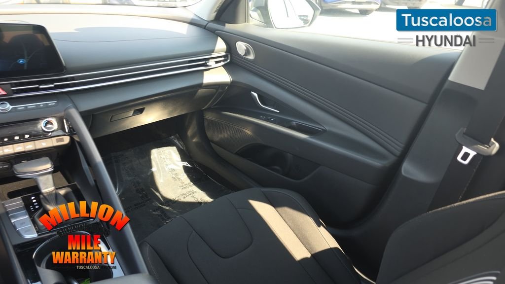 Certified Used 2025 Gray Hyundai SEL Convenience image 29