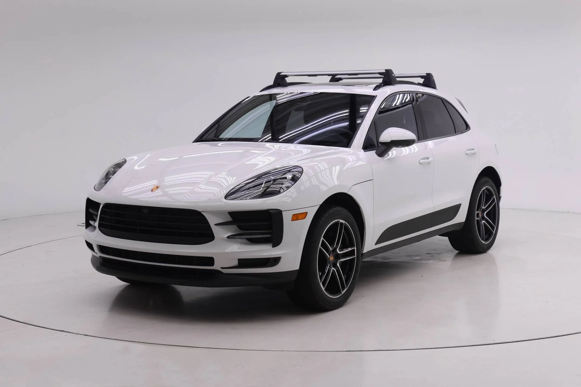Used 2021 White Porsche  image 1