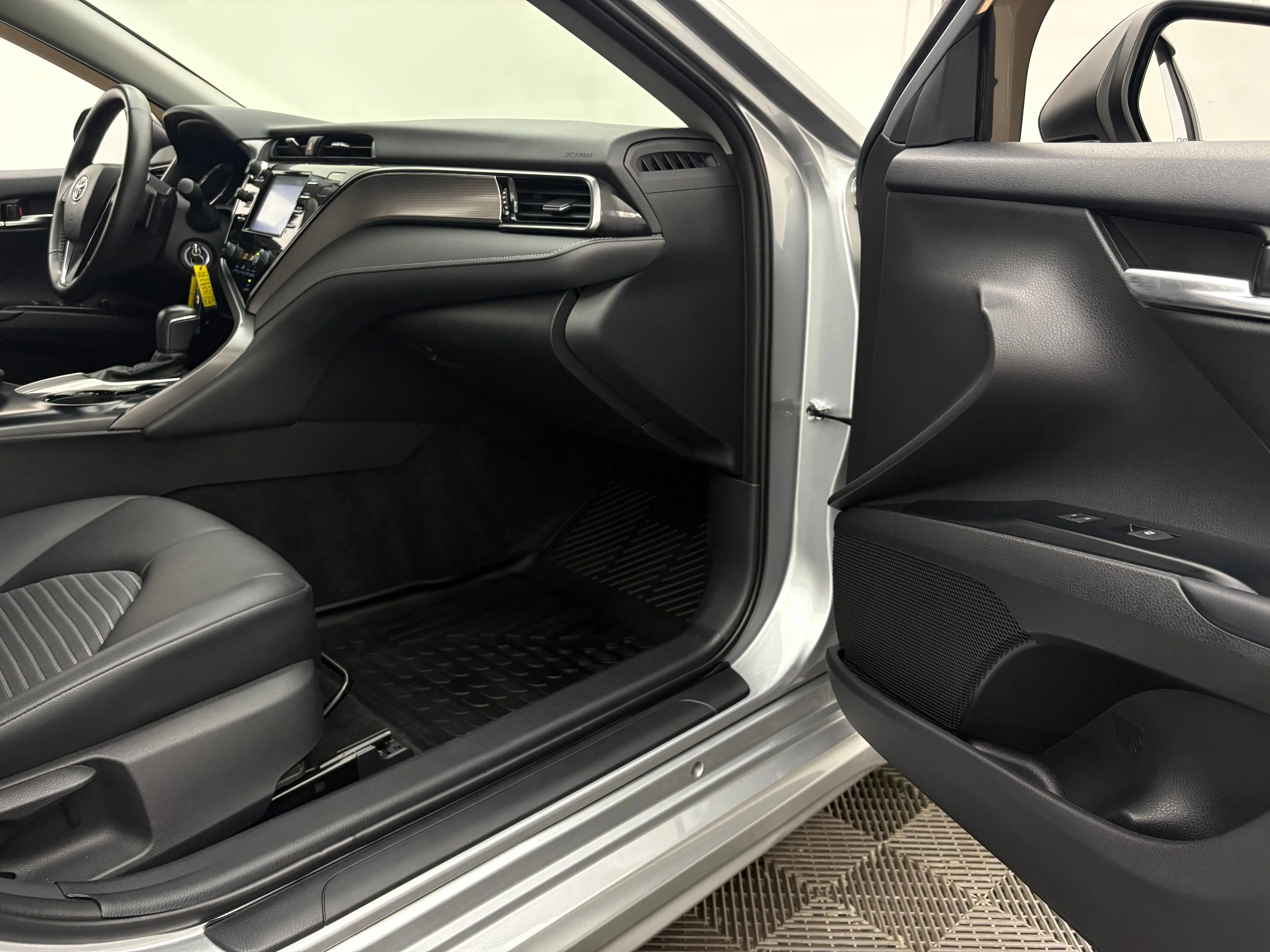 Used 2019 Celestial Silver Metallic Toyota SE image 28