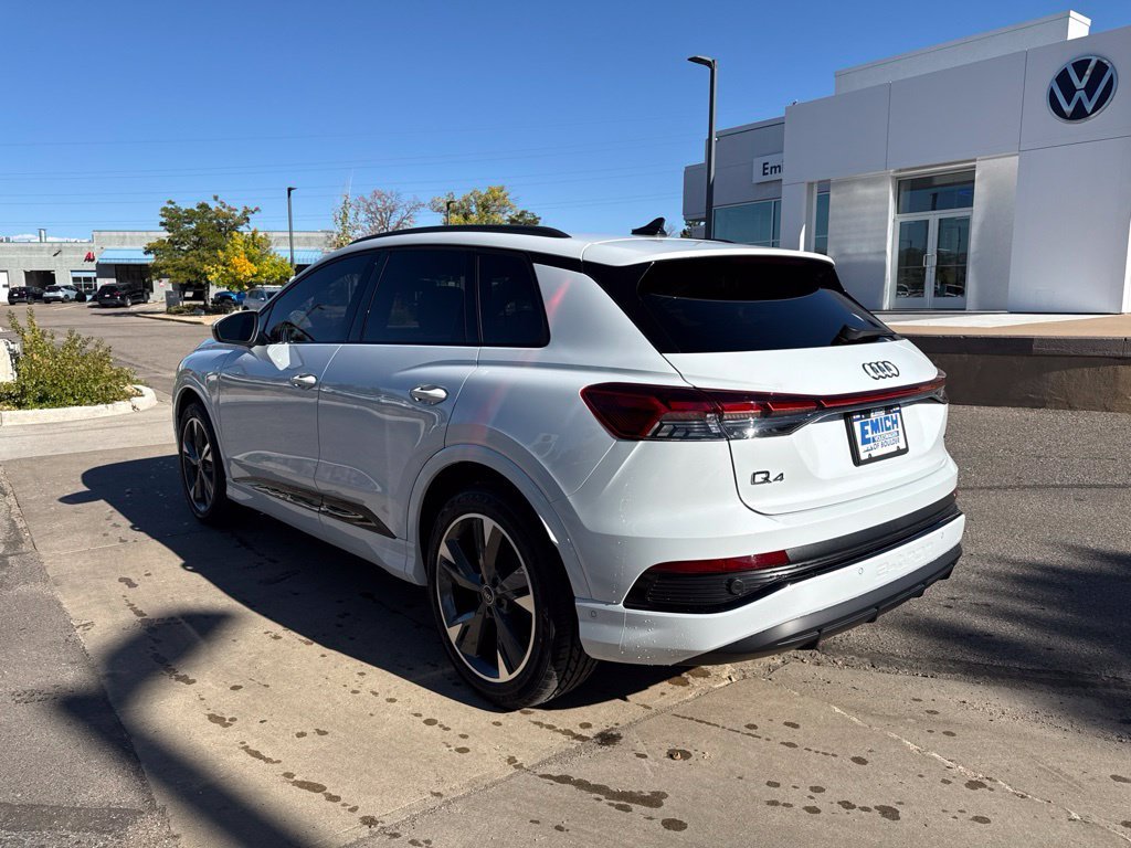 Used 2024 Glacier White Audi Premium Plus image 3
