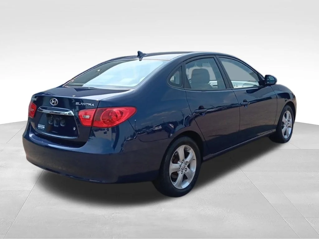 Used 2010 Regatta Blue Pearl Hyundai SE image 6