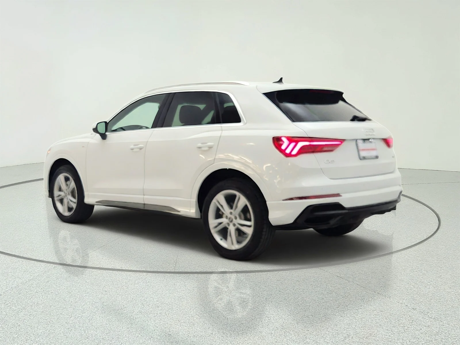 Used 2021 Glacier White Metallic Audi S line Premium 45 TFSI quattro image 7