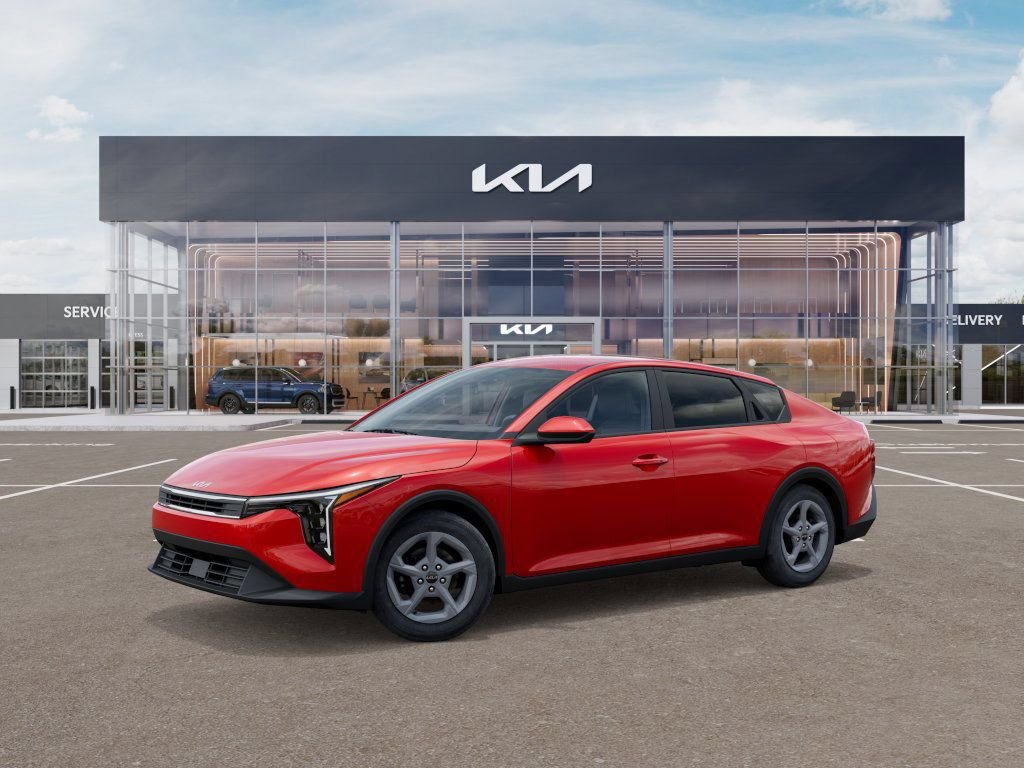 Used 2025 Red Kia LXS image 3
