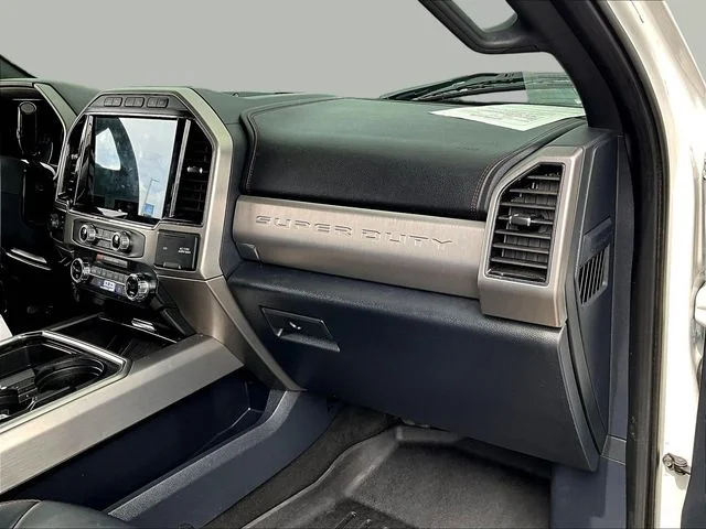 Used 2022 White Ford Platinum image 30