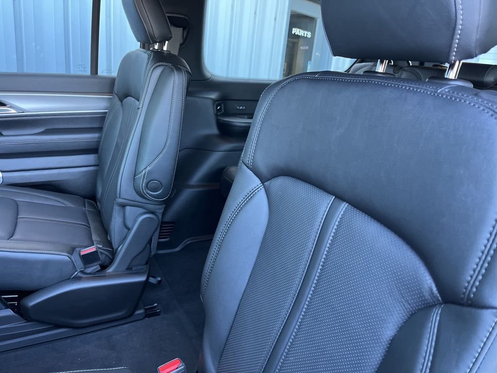 New 2026 High Gloss Black Jeep Limited Altitude image 38